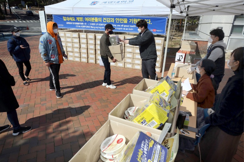 코로나19 확산에 따른 국내거주 외국인 유학생 식품 지원_09.JPG